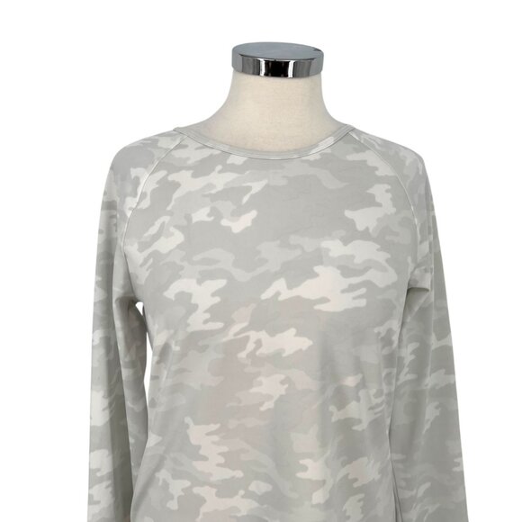 Spanx Better Base Crew Womens Long Sleeve Camo Print Top Size Large - Picture 2 of 9